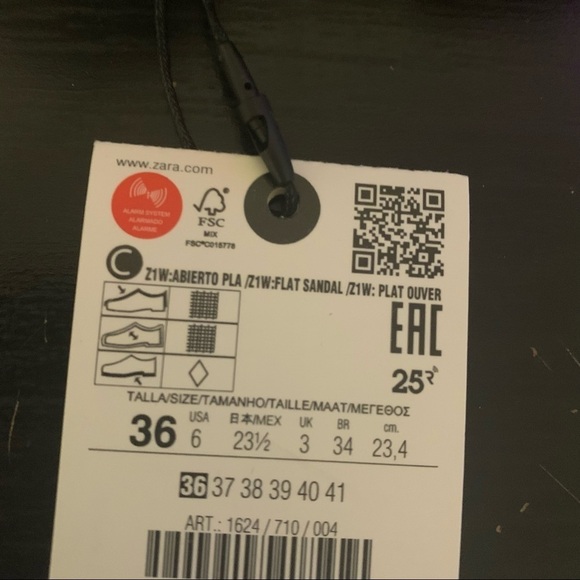 🌹NWT. Zara Grey Fur Sandals. Size 6. - Picture 7 of 7